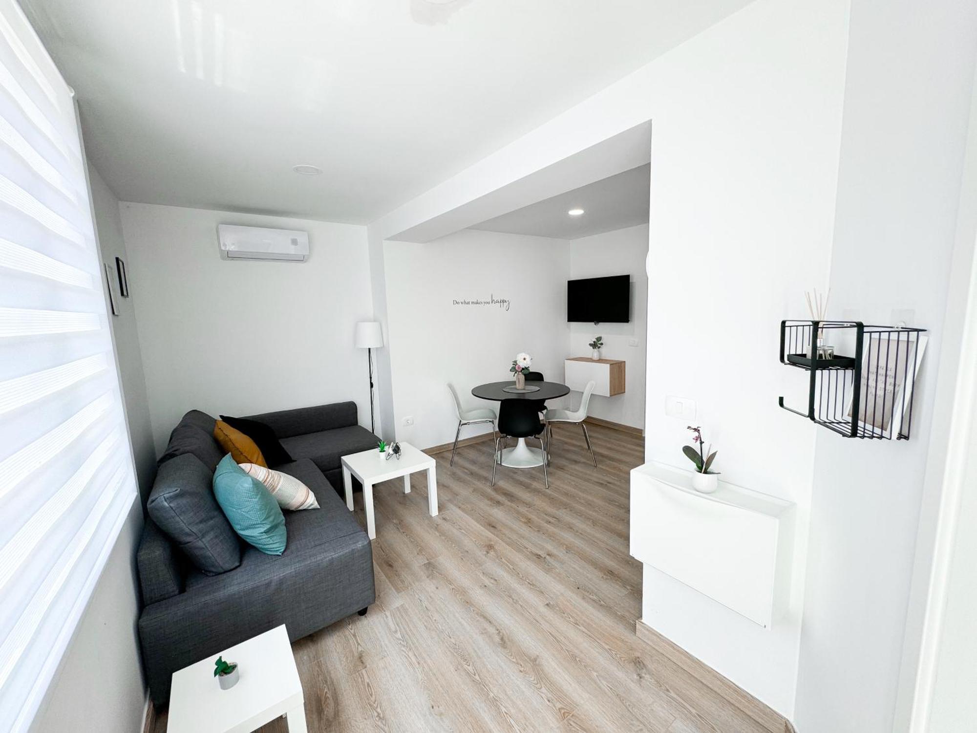 The Pinot'S Apartments Koper Exterior photo